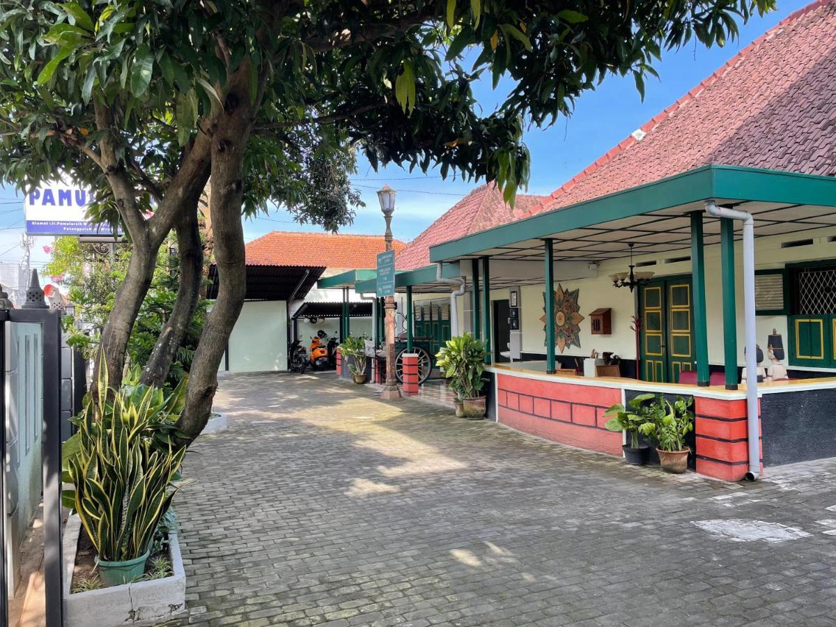 Pamularsih Homestay Yogyakarta Ngoại thất bức ảnh
