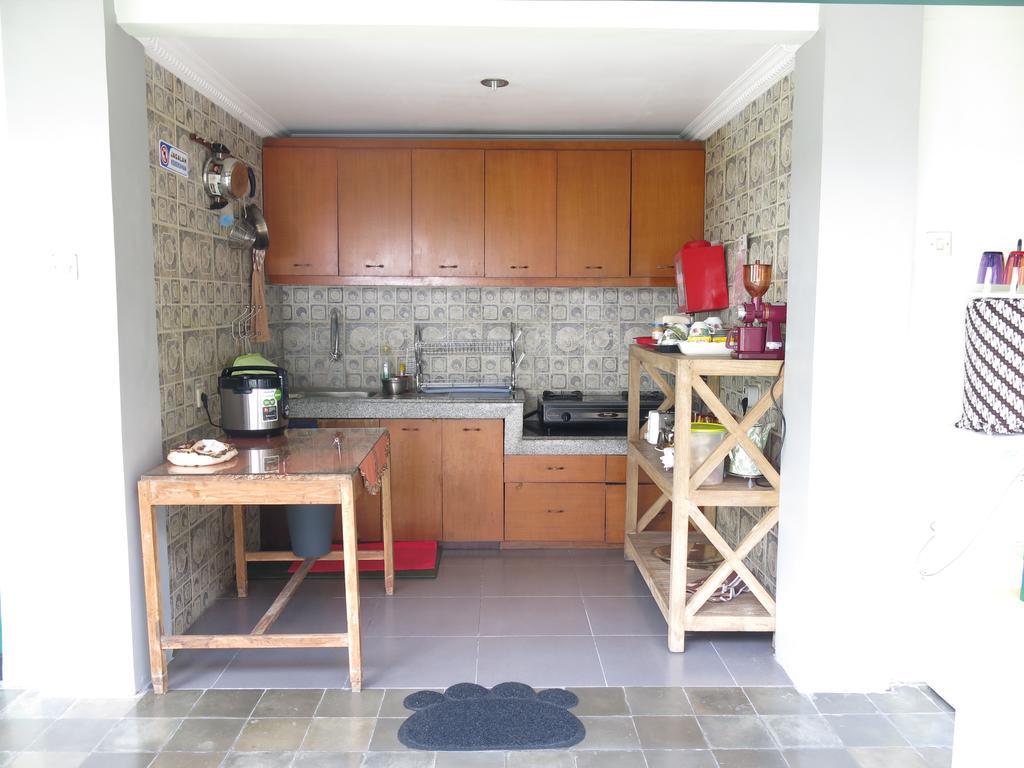 Pamularsih Homestay Yogyakarta Ngoại thất bức ảnh
