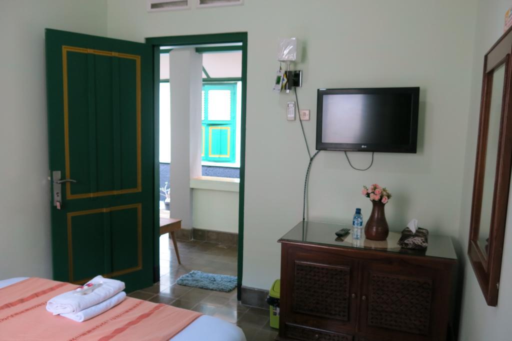 Pamularsih Homestay Yogyakarta Ngoại thất bức ảnh