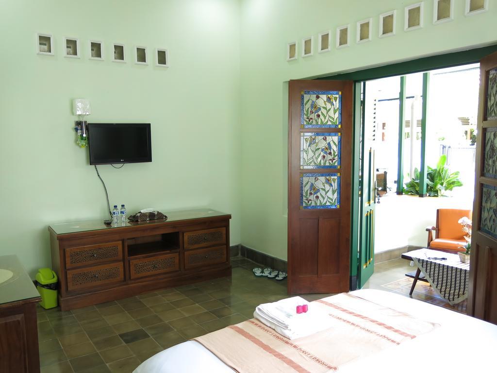 Pamularsih Homestay Yogyakarta Ngoại thất bức ảnh