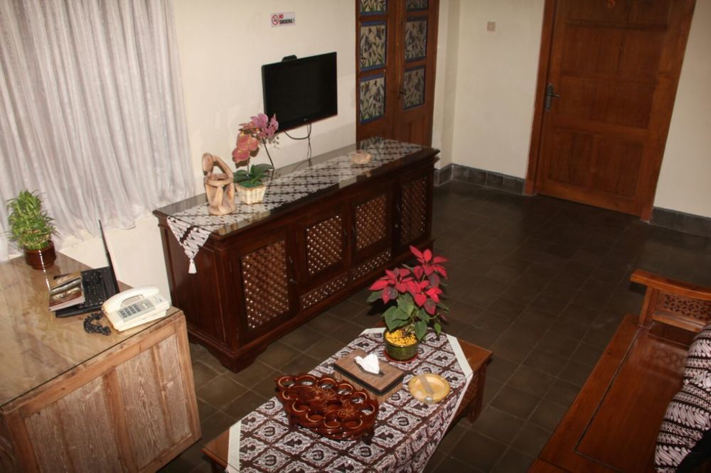 Pamularsih Homestay Yogyakarta Ngoại thất bức ảnh