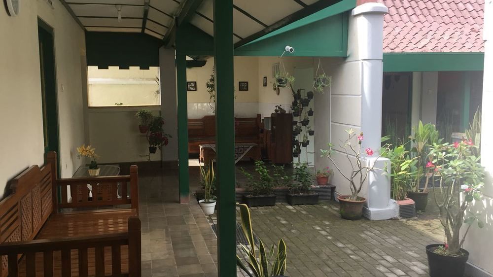 Pamularsih Homestay Yogyakarta Ngoại thất bức ảnh